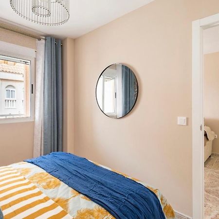 Апартаменты В 4 Мин От Пляжа Torrevieja Ngoại thất bức ảnh